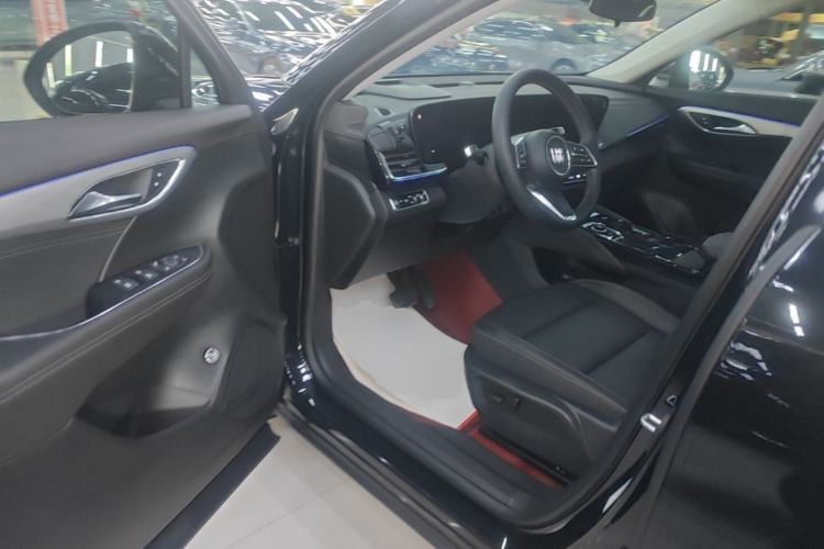 Used Buick Envision 2025 25T Entry-Grade Platinum Edition Driver Seat