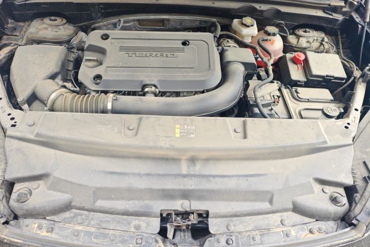 Used Buick Envision 2025 Encore Plus Four-Wheel Drive Avenir Engine Bay