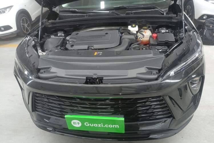 Used Buick Envision 2025 Encore Plus 28T Two-Wheel-Drive Platinum Edition Engine Bay