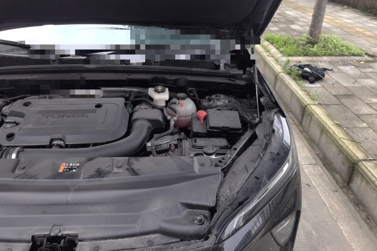 Used Buick Envision 2025 Encore Plus 28T All-Wheel-Drive Platinum Edition Engine Bay Left