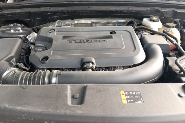 Used Buick Envision 2025 Encore Plus 28T Two-Wheel-Drive Platinum Edition Engine Bay
