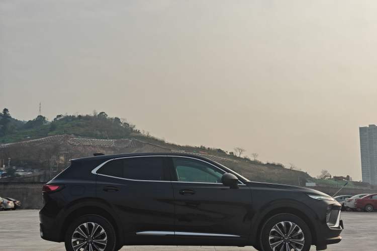 Used Buick Envision 2025 25T Entry-Grade Platinum Edition Exterior 4