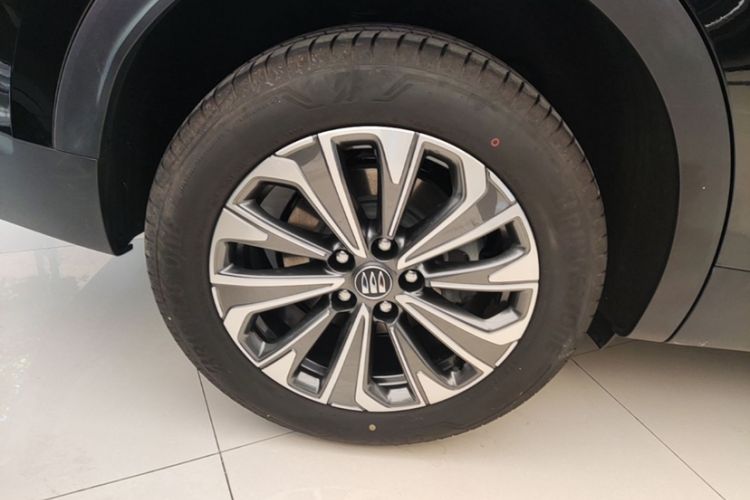 Used Buick Envision 2025 Encore Plus 28T Two-Wheel-Drive Platinum Edition Exterior 6