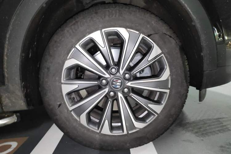 Used Buick Envision 2025 Encore Plus 28T Two-Wheel-Drive Platinum Edition Exterior 7