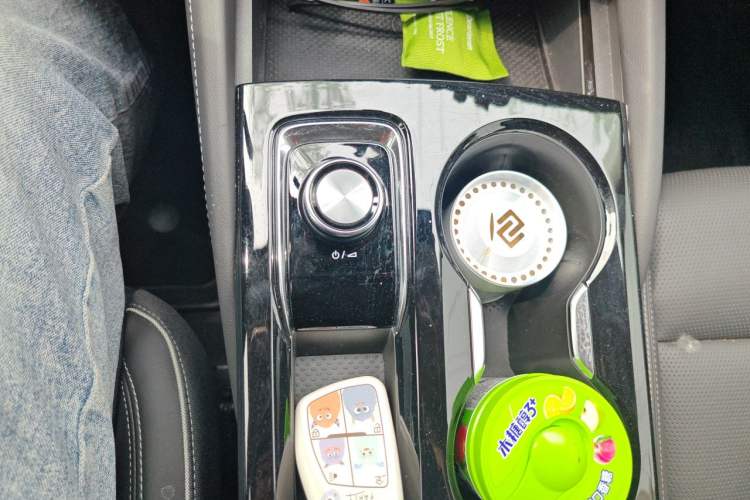 Used Buick Envision 2025 Encore Plus Four-Wheel Drive Avenir Gear Lever