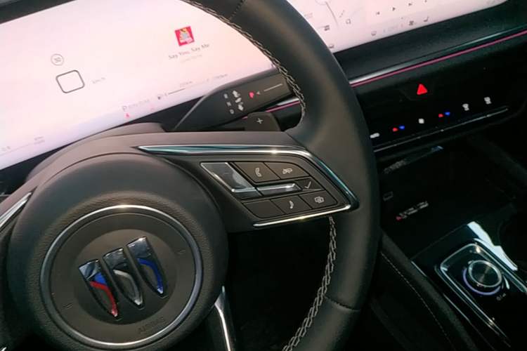 Used Buick Envision 2025 25T Entry-Grade Platinum Edition Gear Lever