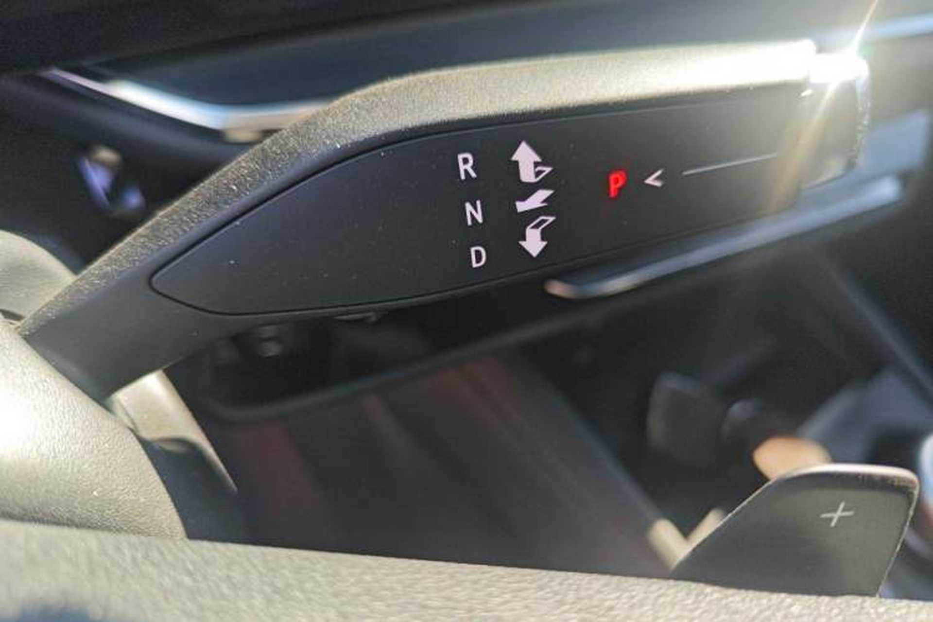 Used Buick Envision 2025 Encore Plus 28T All-Wheel-Drive Platinum Edition Gear Lever