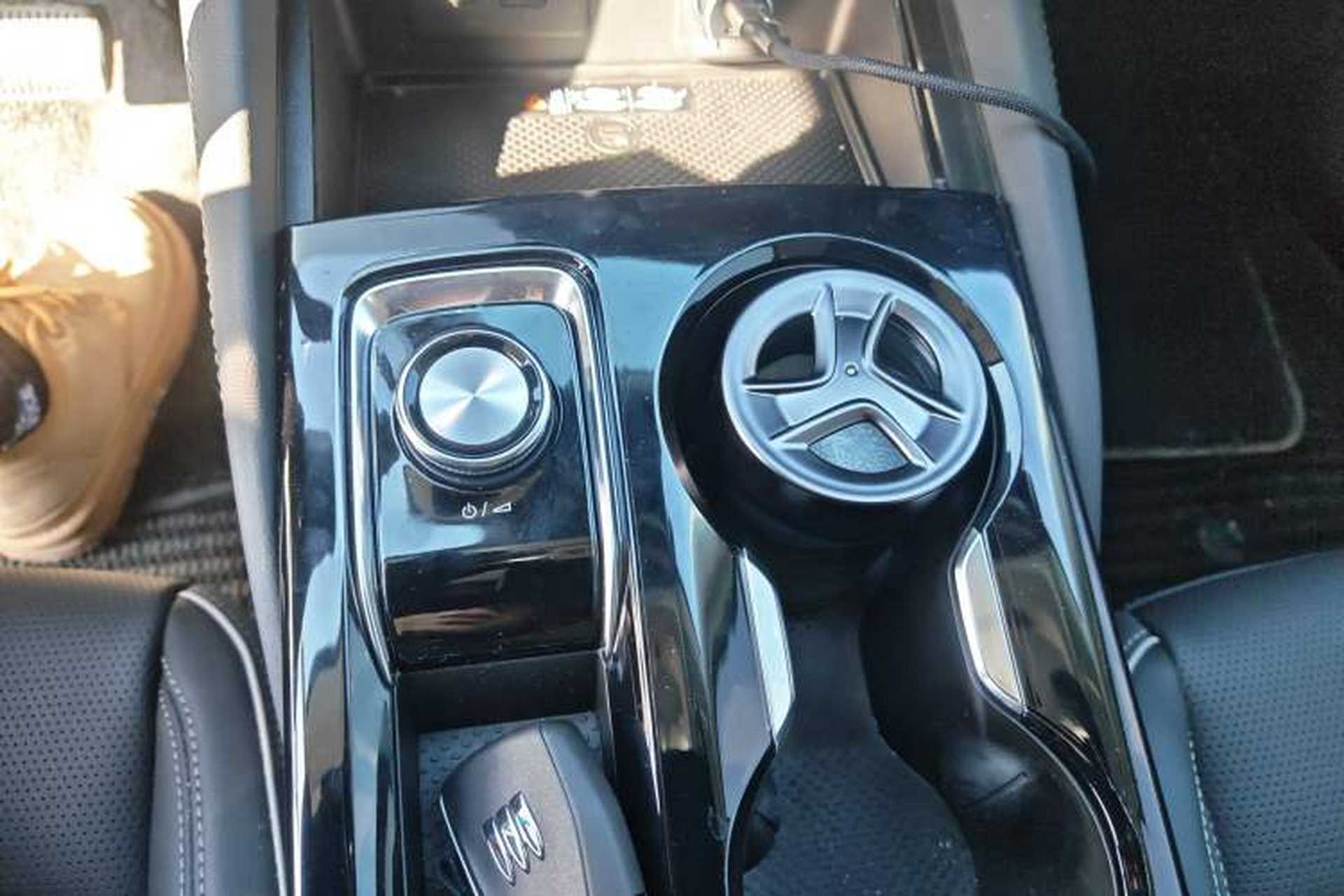 Used Buick Envision 2025 Encore Plus Four-Wheel Drive Avenir Gear Lever