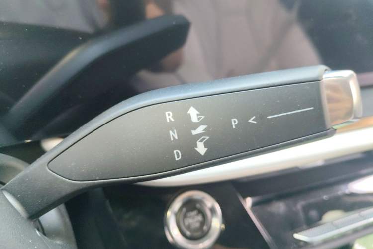 Used Buick Envision 2025 Encore Plus Four-Wheel Drive Avenir Gear Lever