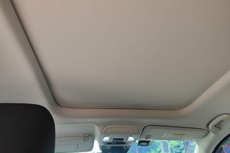 Used Buick Envision 2025 Encore Plus 28T Two-Wheel-Drive Platinum Edition Headliner