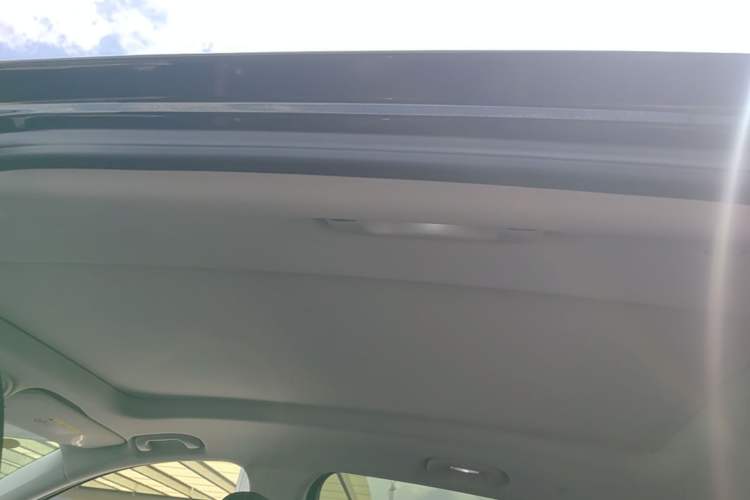 Used Buick Envision 2025 25T Entry-Grade Platinum Edition Headliner