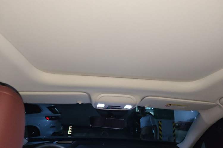 Used Buick Envision 2025 Encore Plus 28T Two-Wheel-Drive Platinum Edition Headliner