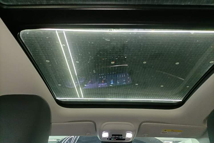 Used Buick Envision 2025 25T Entry-Grade Platinum Edition Headliner