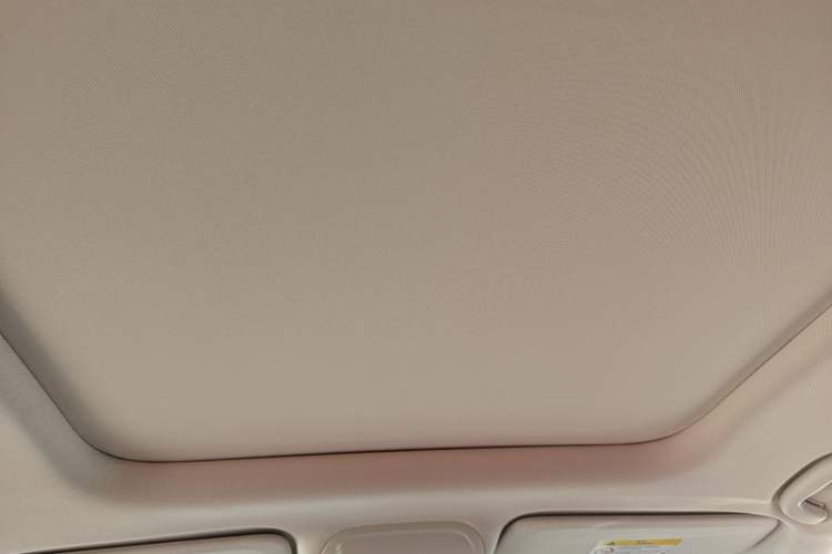 Used Buick Envision 2025 Encore Plus 28T Two-Wheel-Drive Platinum Edition Headliner