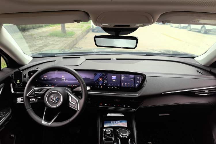 Used Buick Envision 2025 Encore Plus 28T All-Wheel-Drive Platinum Edition Instrument Cluster
