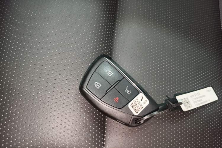 Used Buick Envision 2025 25T Entry-Grade Platinum Edition Interior 1