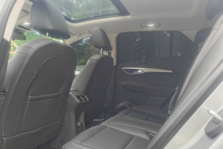 Used Buick Envision 2025 25T Entry-Grade Platinum Edition Interior 2