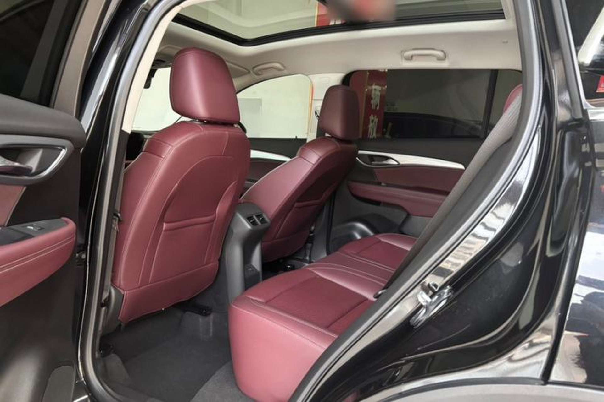Used Buick Envision 2025 Encore Plus 28T Two-Wheel-Drive Platinum Edition Interior 2