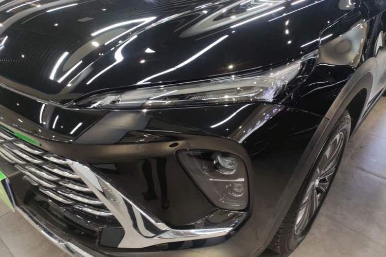 Used Buick Envision 2025 25T Entry-Grade Platinum Edition Left Front Headlight