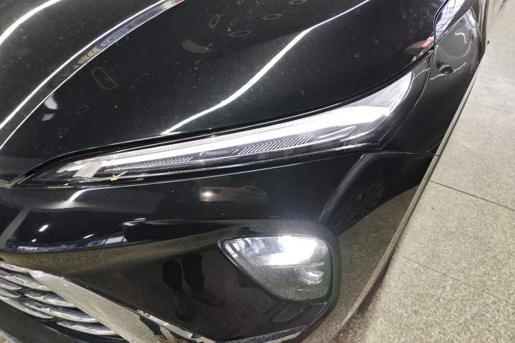 Used Buick Envision 2025 25T Entry-Grade Platinum Edition Left Front Headlight