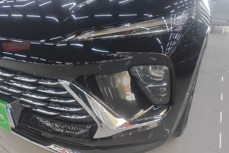 Used Buick Envision 2025 25T Entry-Grade Platinum Edition Left Front Headlight