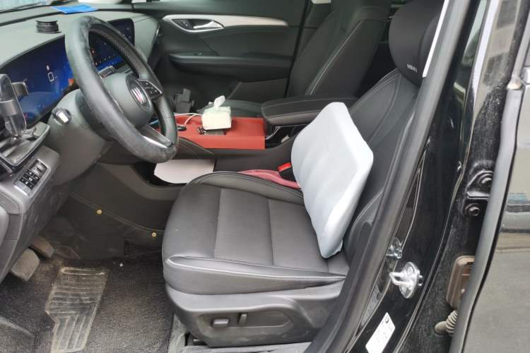 Used Buick Envision 2025 Encore Plus 28T Two-Wheel-Drive Platinum Edition Left Front Seat