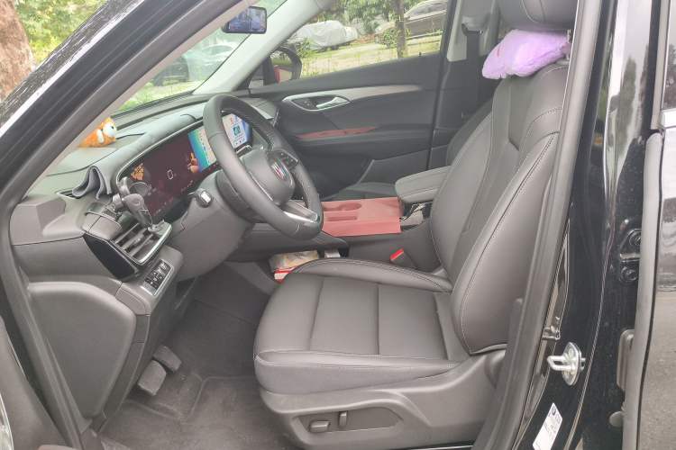 Used Buick Envision 2025 25T Entry-Grade Platinum Edition Left Front Seat