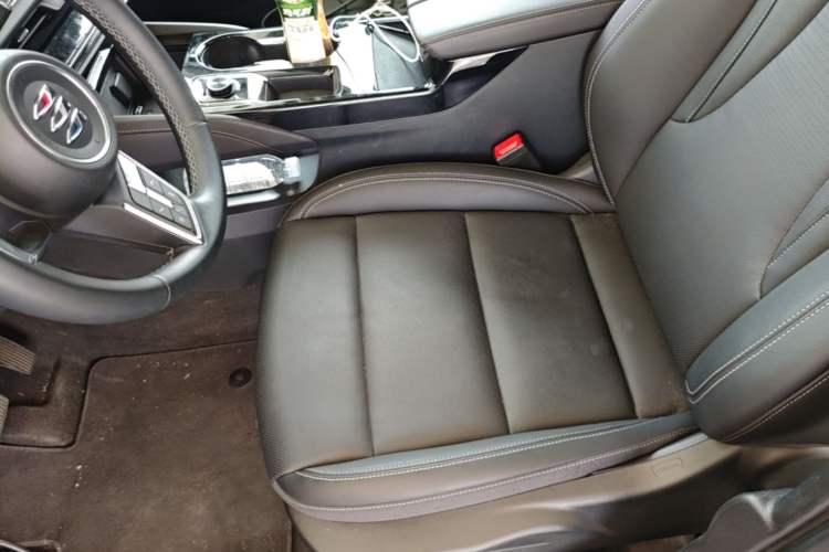 Used Buick Envision 2025 25T Entry-Grade Platinum Edition Left Front Seat