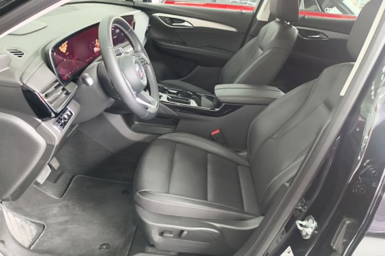 Used Buick Envision 2025 25T Entry-Grade Platinum Edition Left Front Seat