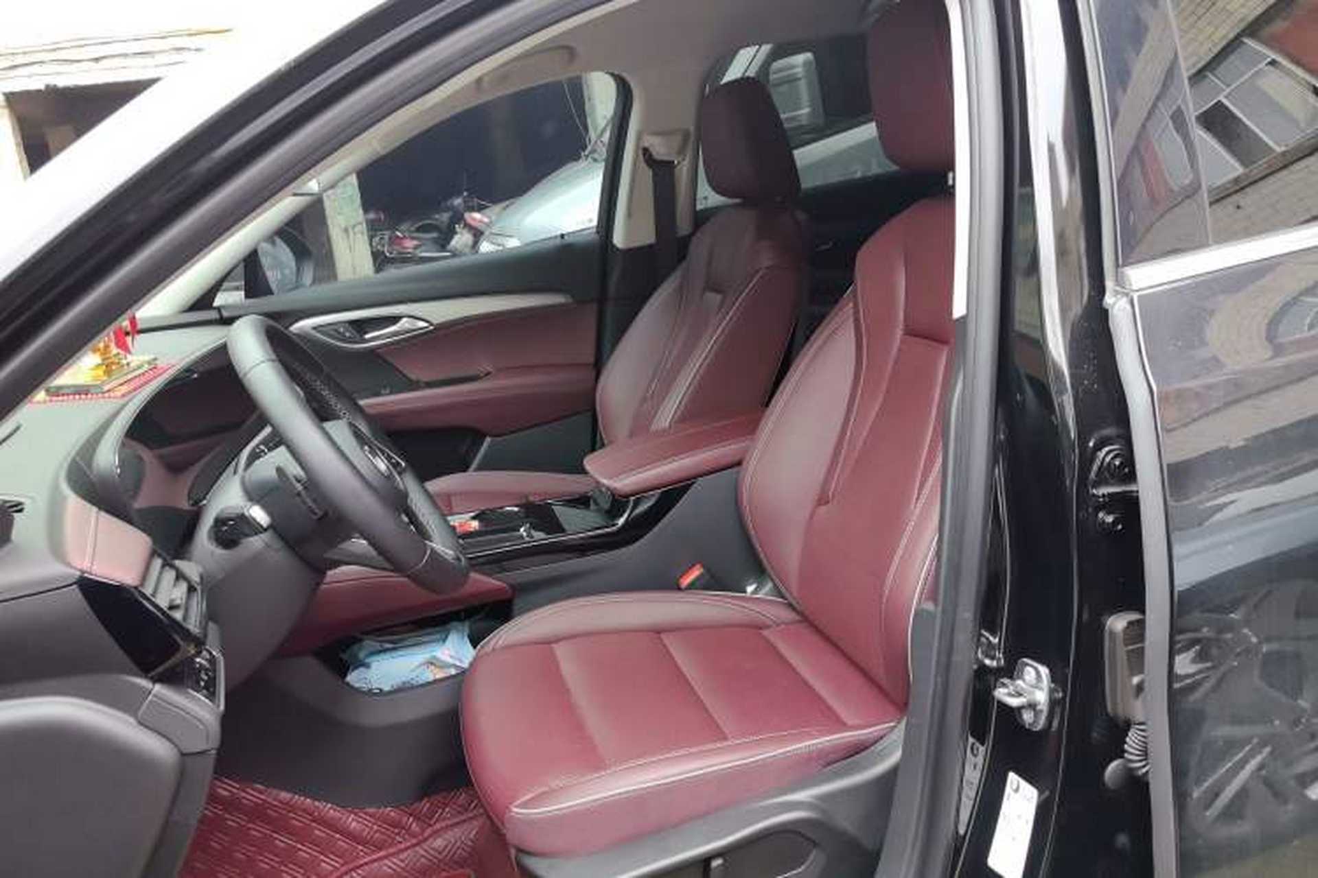 Used Buick Envision 2025 Encore Plus 28T Two-Wheel-Drive Platinum Edition Left Front Seat