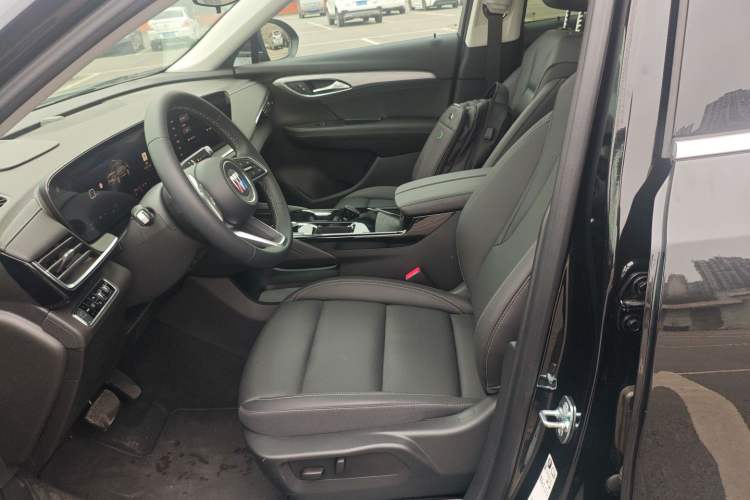 Used Buick Envision 2025 25T Entry-Grade Platinum Edition Left Front Seat