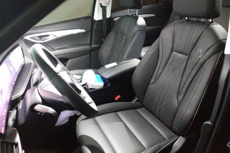 Used Buick Envision 2025 Encore Plus Four-Wheel Drive Avenir Left Front Seat