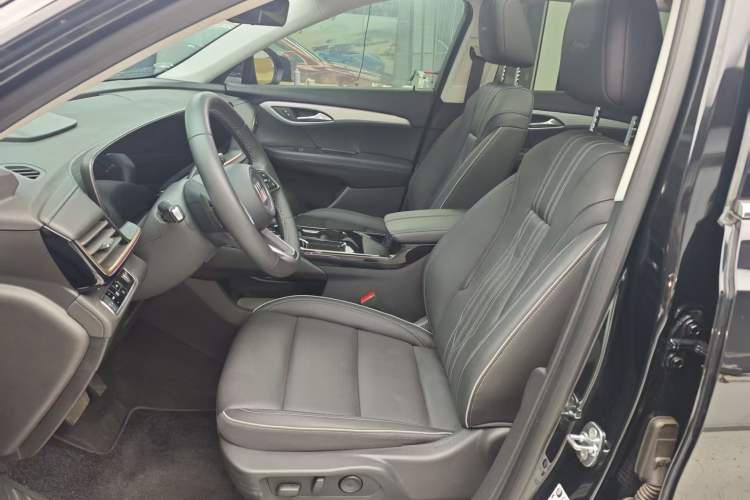 Used Buick Envision 2025 Encore Plus Four-Wheel Drive Avenir Left Front Seat