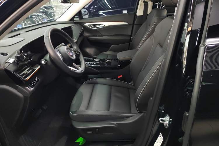 Used Buick Envision 2025 Encore Plus 28T Two-Wheel-Drive Platinum Edition Left Front Seat