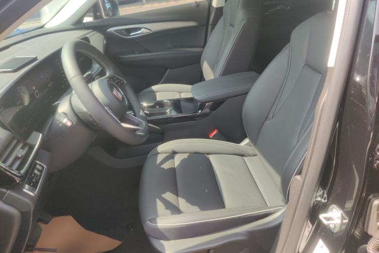 Used Buick Envision 2025 Encore Plus 28T Two-Wheel-Drive Platinum Edition Left Front Seat