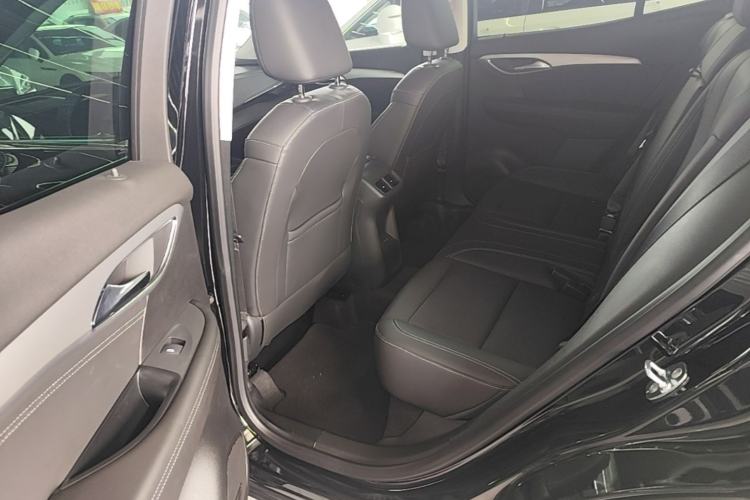 Used Buick Envision 2025 25T Entry-Grade Platinum Edition Left Rear Seat