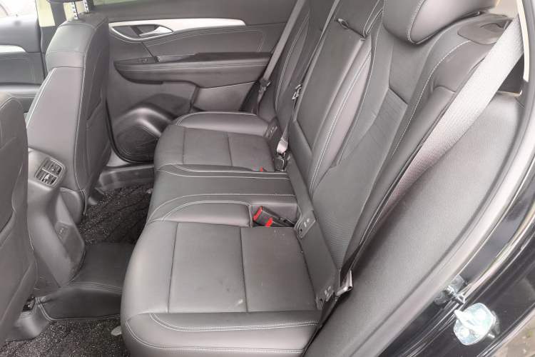 Used Buick Envision 2025 Encore Plus 28T All-Wheel-Drive Platinum Edition Left Rear Seat