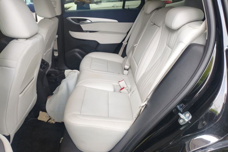 Used Buick Envision 2025 Encore Plus Four-Wheel Drive Avenir Left Rear Seat