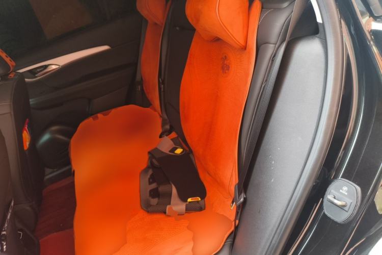 Used Buick Envision 2025 Encore Plus Four-Wheel Drive Avenir Left Rear Seat