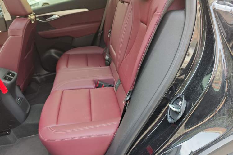 Used Buick Envision 2025 Encore Plus 28T Two-Wheel-Drive Platinum Edition Left Rear Seat
