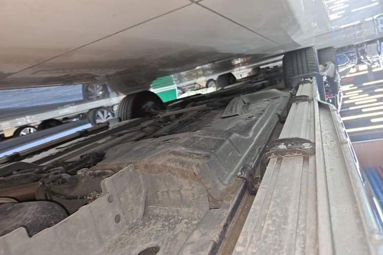 Used Buick Envision 2025 Encore Plus 28T Two-Wheel-Drive Platinum Edition Left Side Sill
