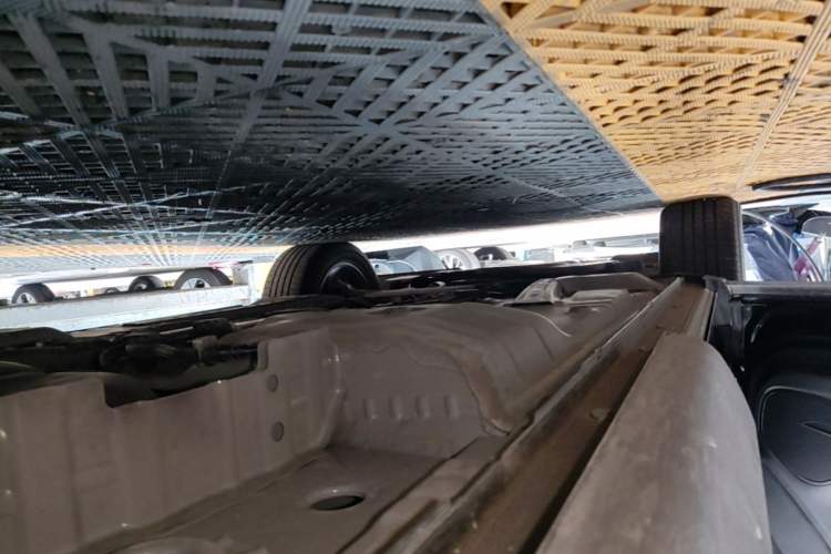 Used Buick Envision 2025 Encore Plus 28T Two-Wheel-Drive Platinum Edition Left Side Sill
