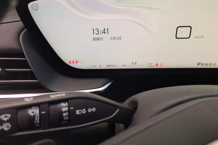 Used Buick Envision 2025 Encore Plus 28T Two-Wheel-Drive Platinum Edition Odometer Close Up