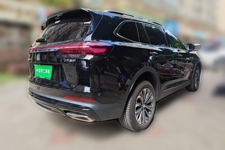 Used Buick Envision 2025 Encore Plus 28T Two-Wheel-Drive Platinum Edition Rear Right 45 Deg