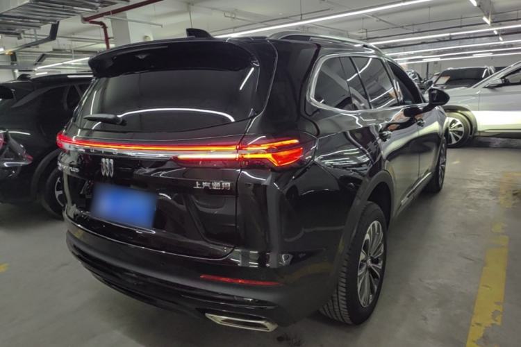 Used Buick Envision 2025 Encore Plus 28T Two-Wheel-Drive Platinum Edition Rear Right 45 Deg