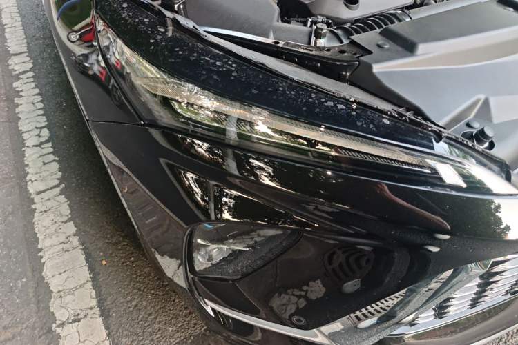 Used Buick Envision 2025 Encore Plus 28T Two-Wheel-Drive Platinum Edition Right Front Headlight