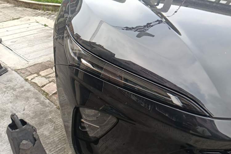 Used Buick Envision 2025 Encore Plus 28T Two-Wheel-Drive Platinum Edition Right Front Headlight