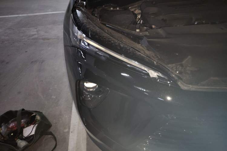 Used Buick Envision 2025 Encore Plus 28T Two-Wheel-Drive Platinum Edition Right Front Headlight