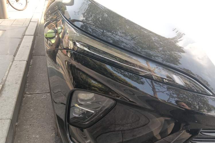 Used Buick Envision 2025 Encore Plus 28T Two-Wheel-Drive Platinum Edition Right Front Headlight