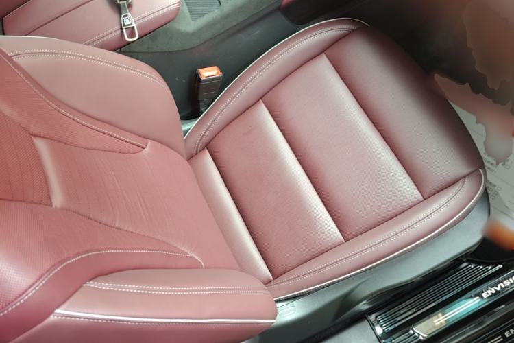 Used Buick Envision 2025 Encore Plus 28T Two-Wheel-Drive Platinum Edition Right Front Seat